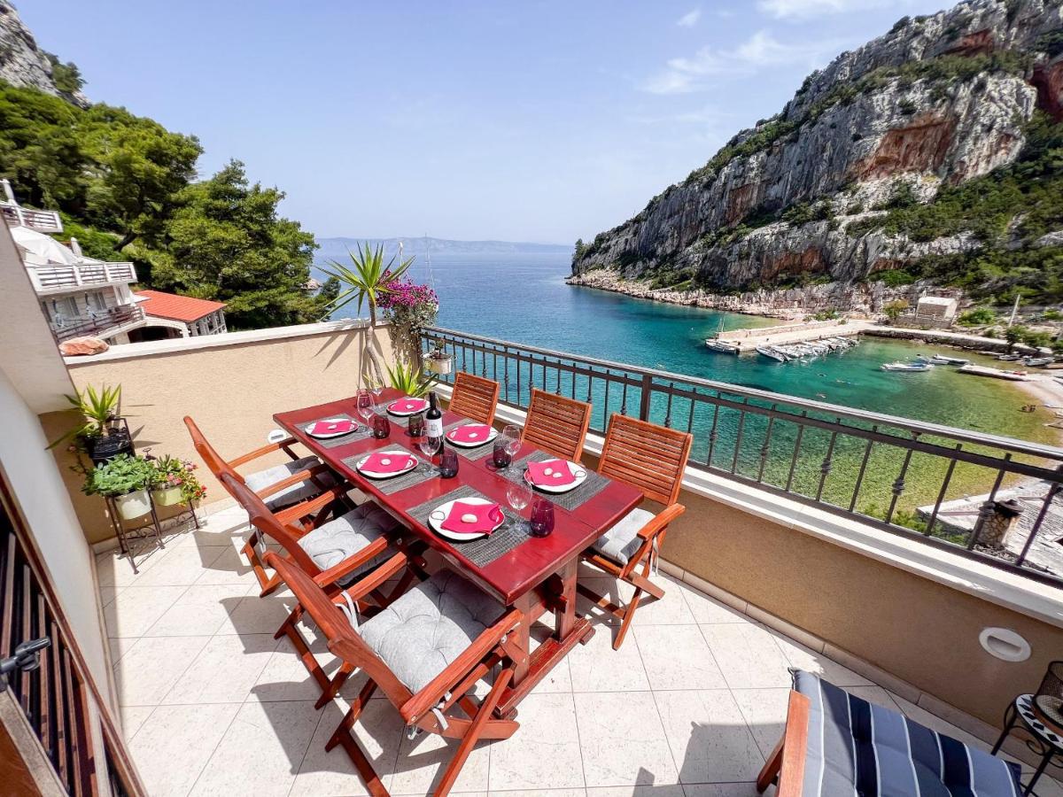 Apartment Cesare 3 Zastražišće エクステリア 写真